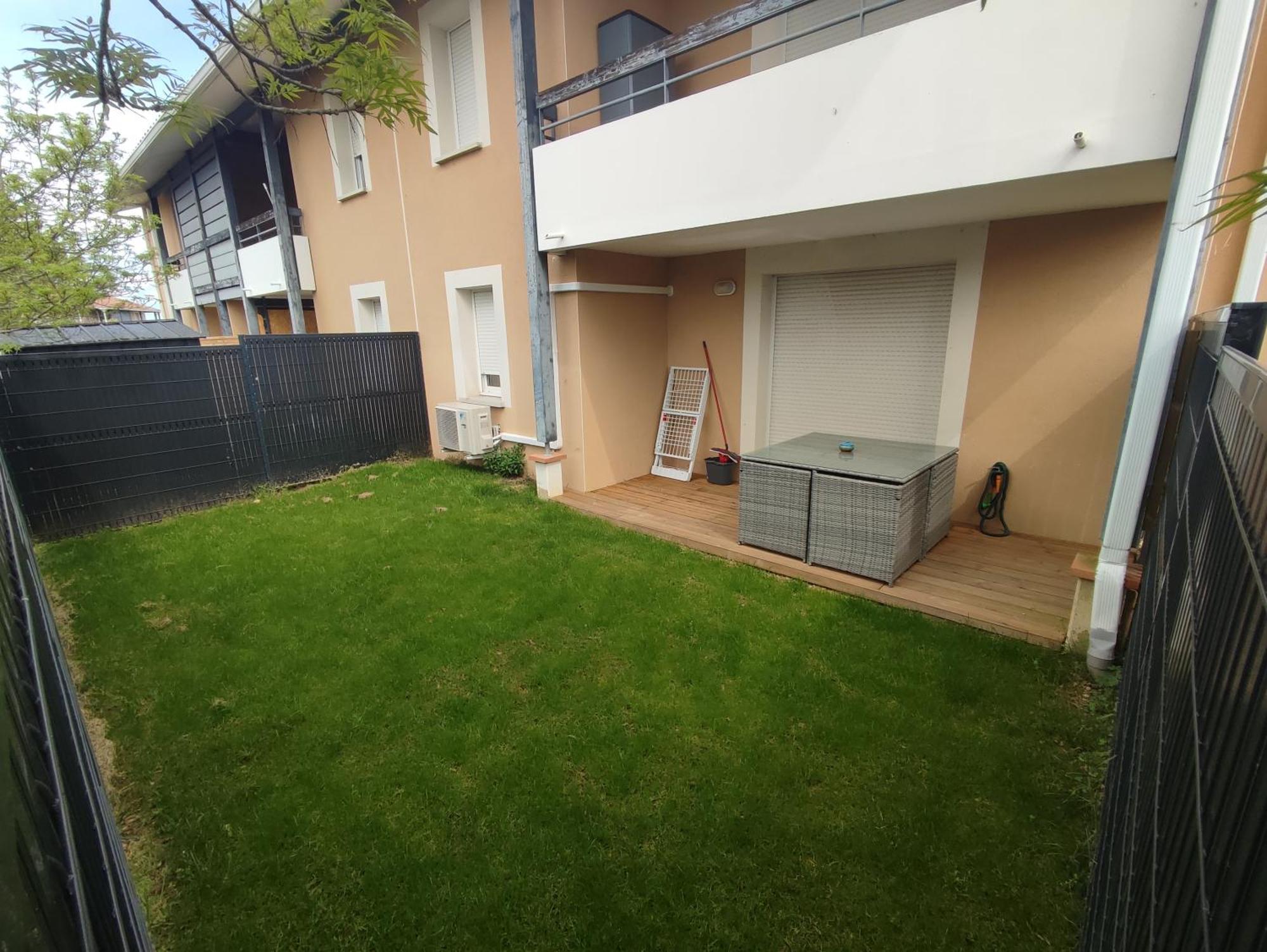 T2 Avec Jardin Proche Aeroport, Airbus, Meet Apartment Daux Luaran gambar